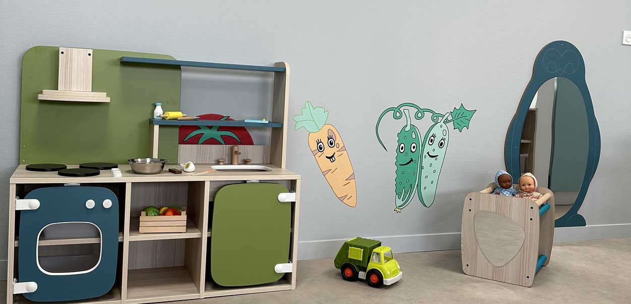 Espace d'éveil lumineux d'une micro-crèche My Little Crèche